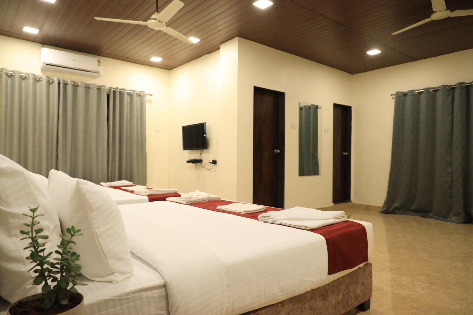 Trattino Resorts Panchgani Exterior photo